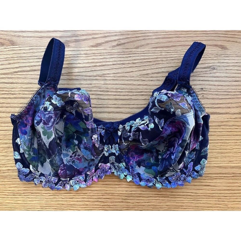 Gorgeous Sexy WOMEN 34C Navy SHEER FLORAL EMBROIDERED UNDERWIRE BRA Fantasie 053